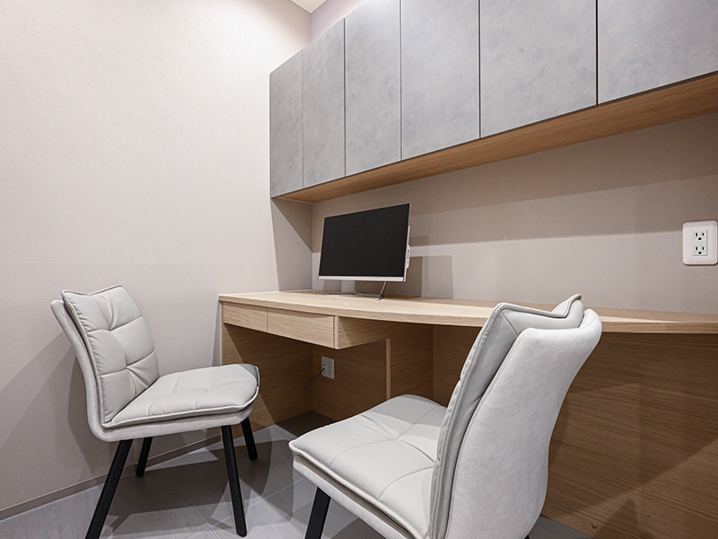 全ユニット口腔外バキューム完備・コンサルルーム併設